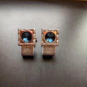 Vintage 1970s Silver Mesh Cufflinks Blue Stone Square Toggle Back
